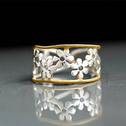 Bague Fleur Irregulière avec Motif Creux