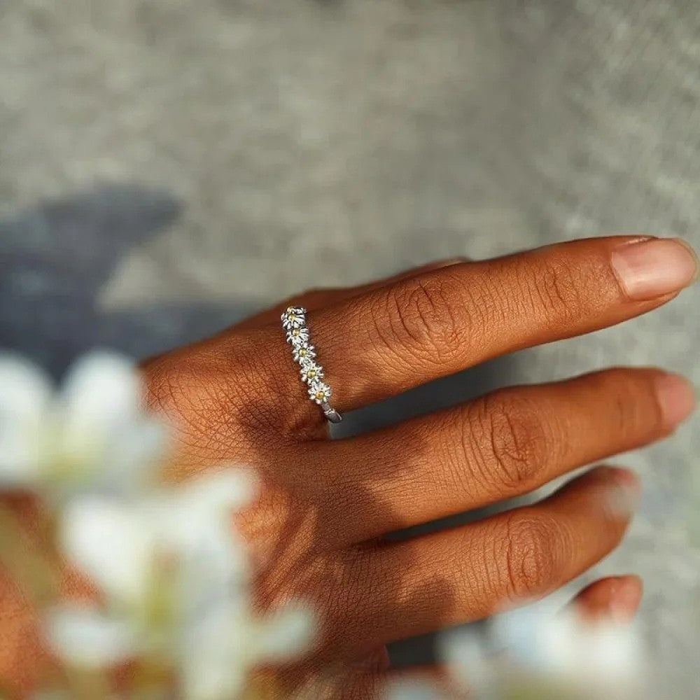 Bague en Argent Ajustable avec Marguerite en Émail Peint à la Main
