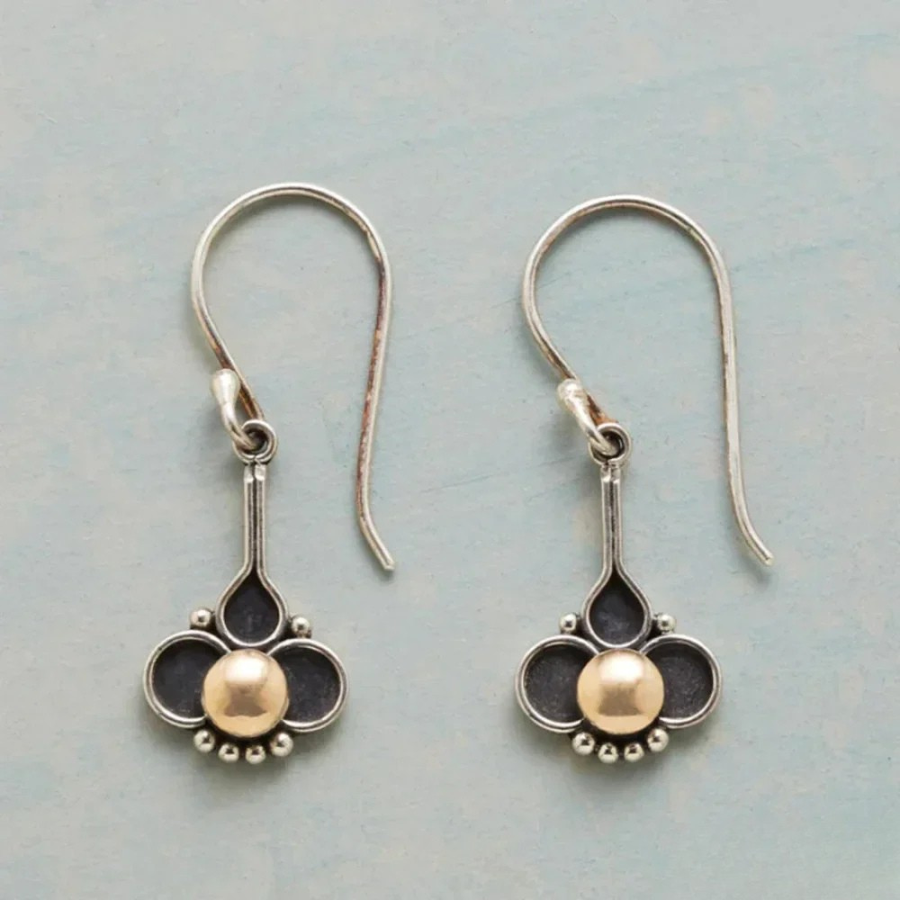 Boucles d'Oreilles en Perles de Trèfle Bohème