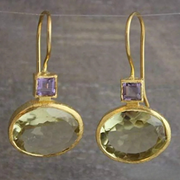 Boucles d'oreilles vertes rétro