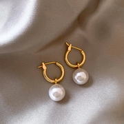 Boucles d'Oreilles Élégantes avec Perles Dorées