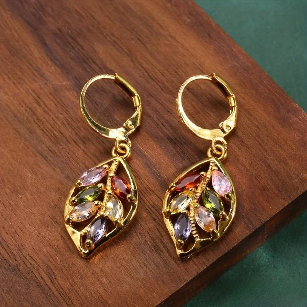 Boucles d'oreilles Vintage en Feuille Dorée avec Zirconia Coloré